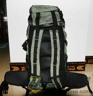 Roadstar�����ɽ�� 70L-.jpg